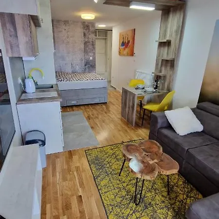 Xyz-Osijek Apartment Exterior photo